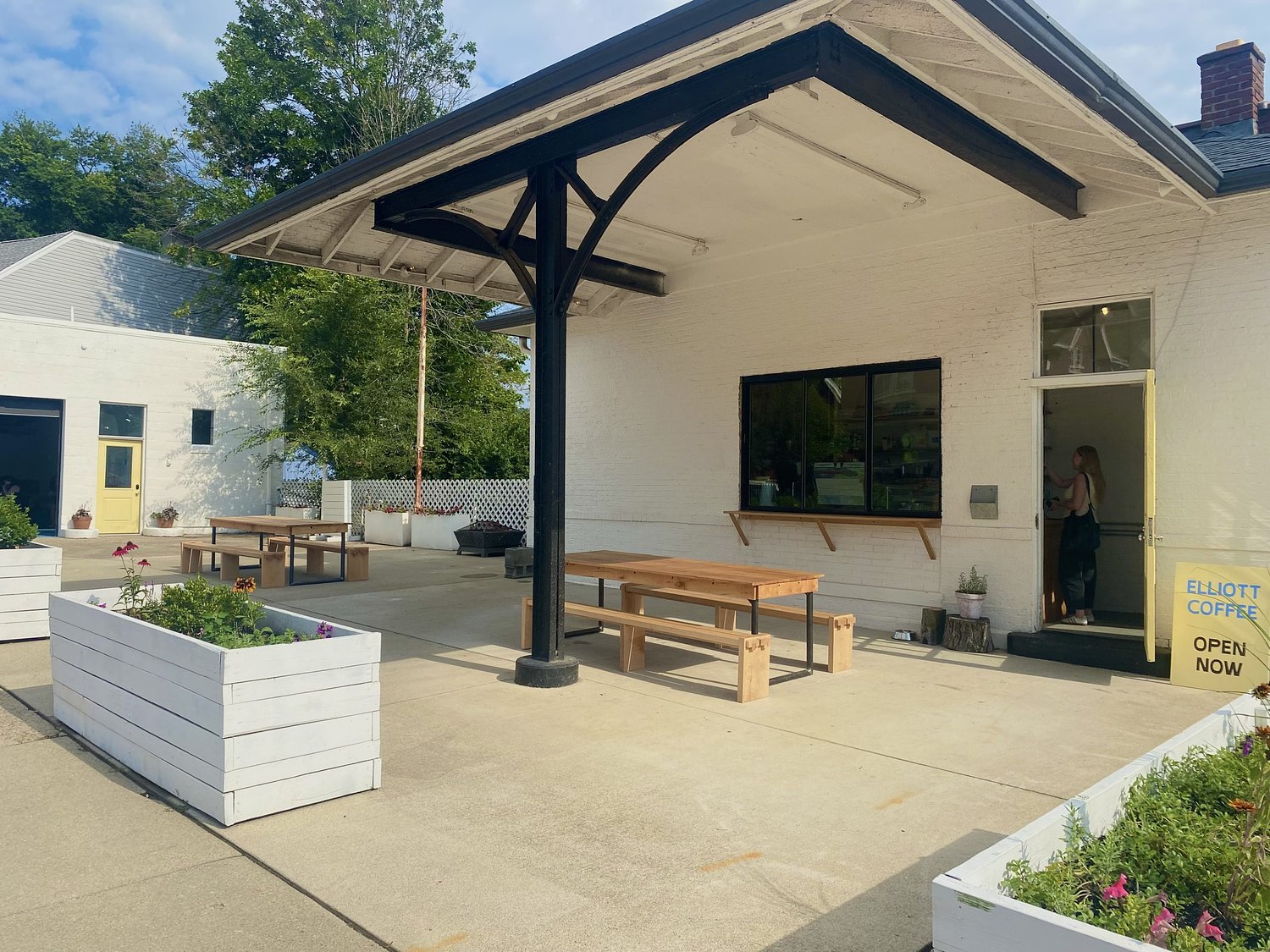 Elliott Coffee wins Cincinnati Preservation award