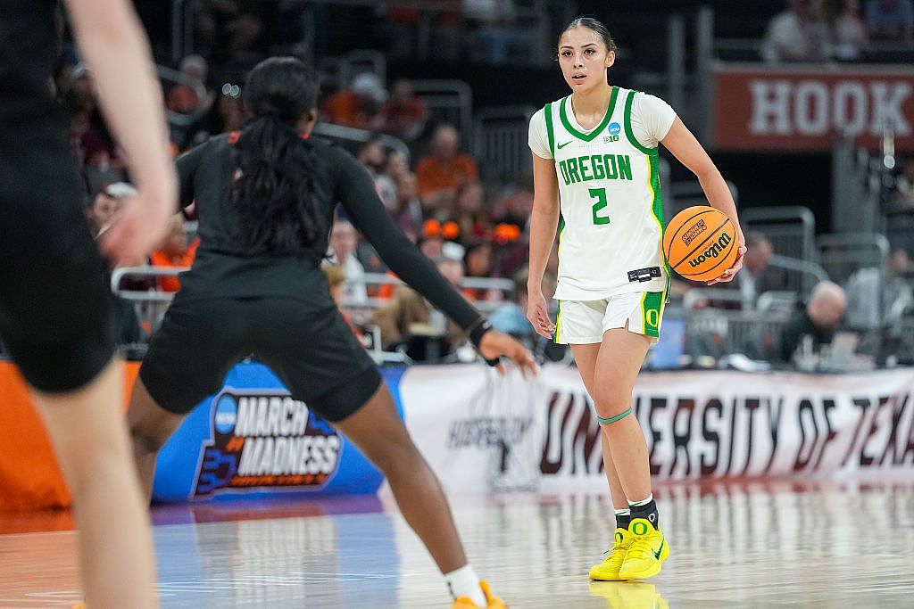 Oregon women hit 19 threes in dominant 120-35 exhibition win over Bushnell