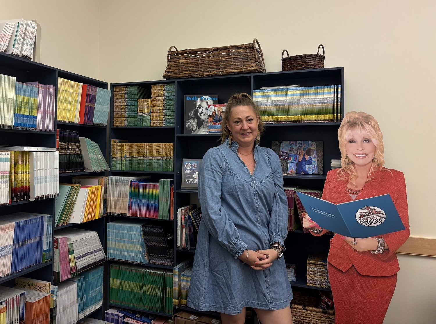 Dolly Parton’s free book program for kids expands in Lane County