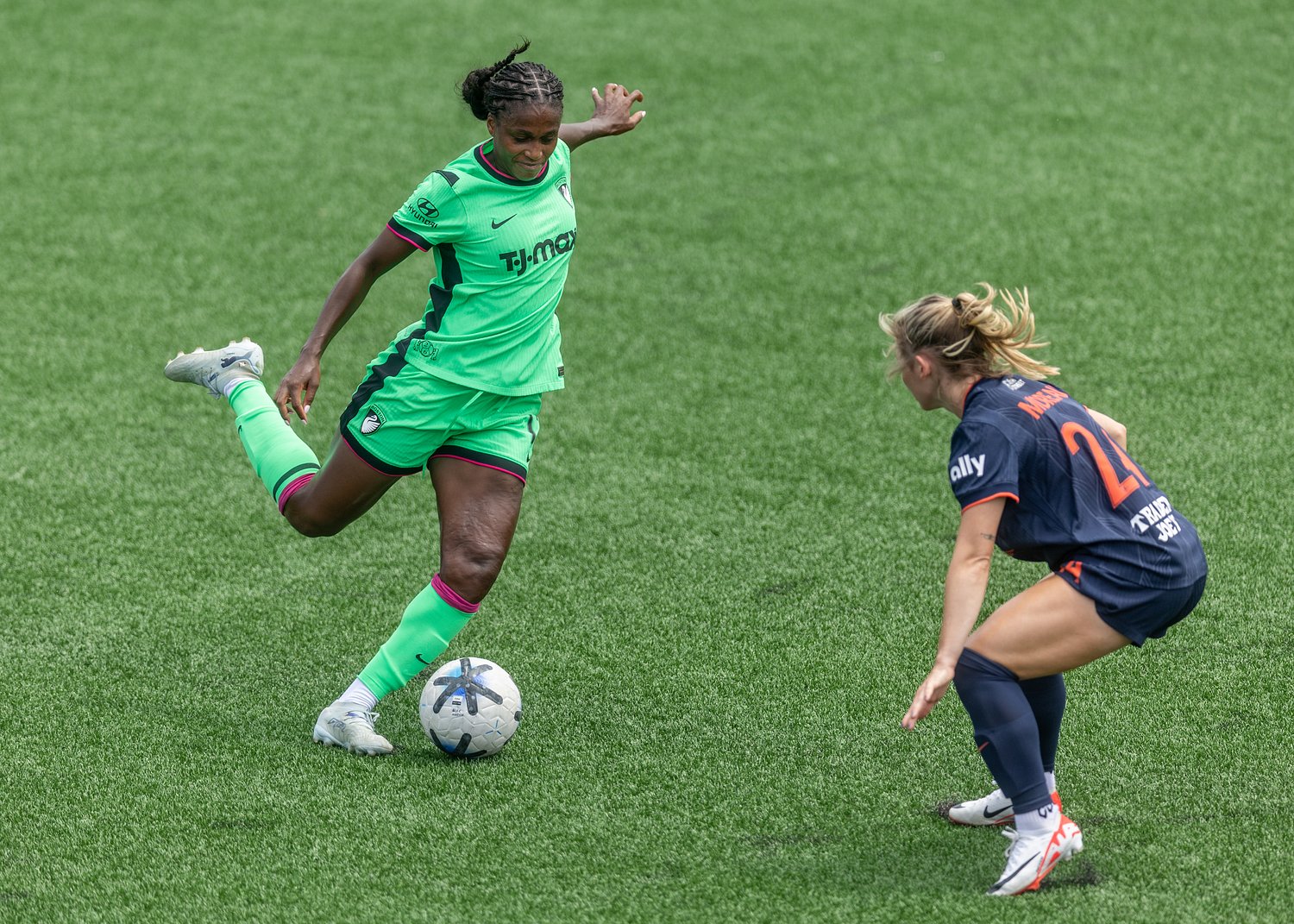 Boston Legacy earn first shutout with two-goal win over Chicago Stars