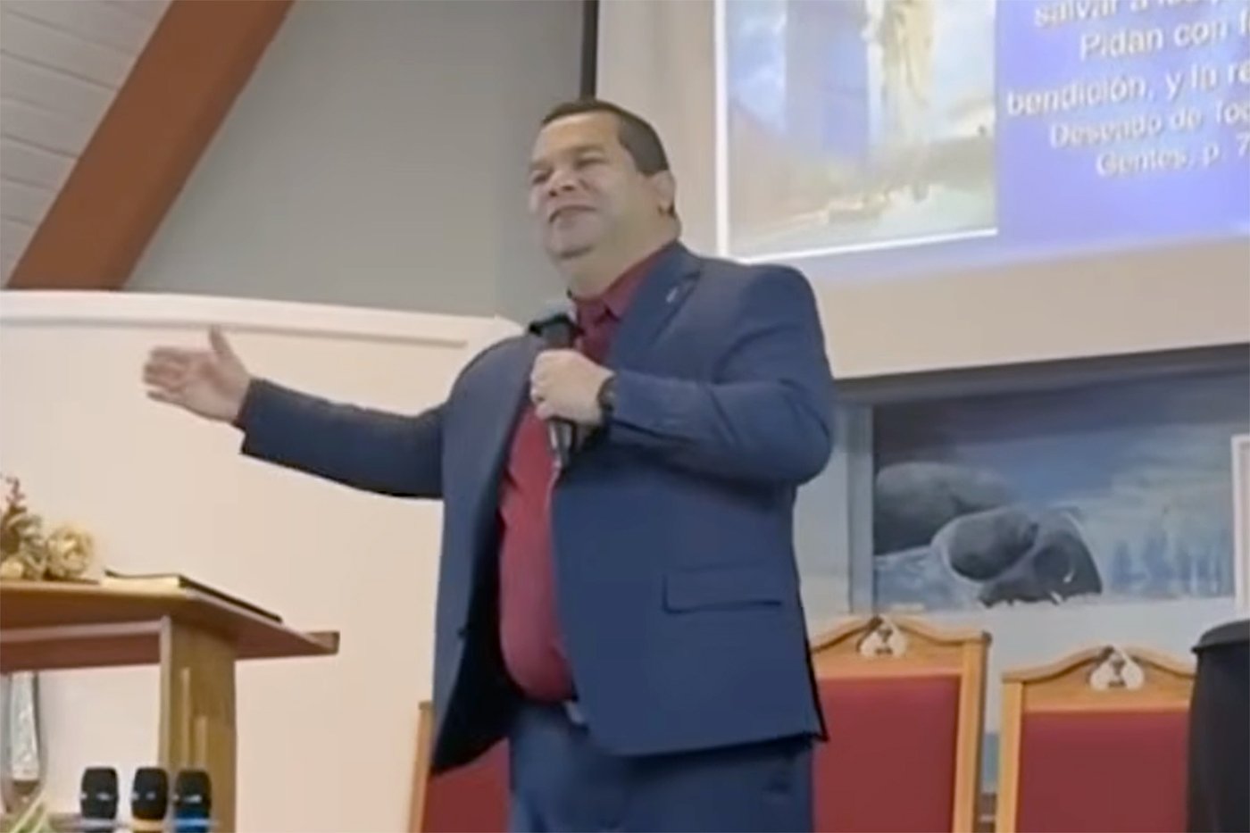 ICE detained Adventist pastor at Houston airport, church says he has legal work authorization