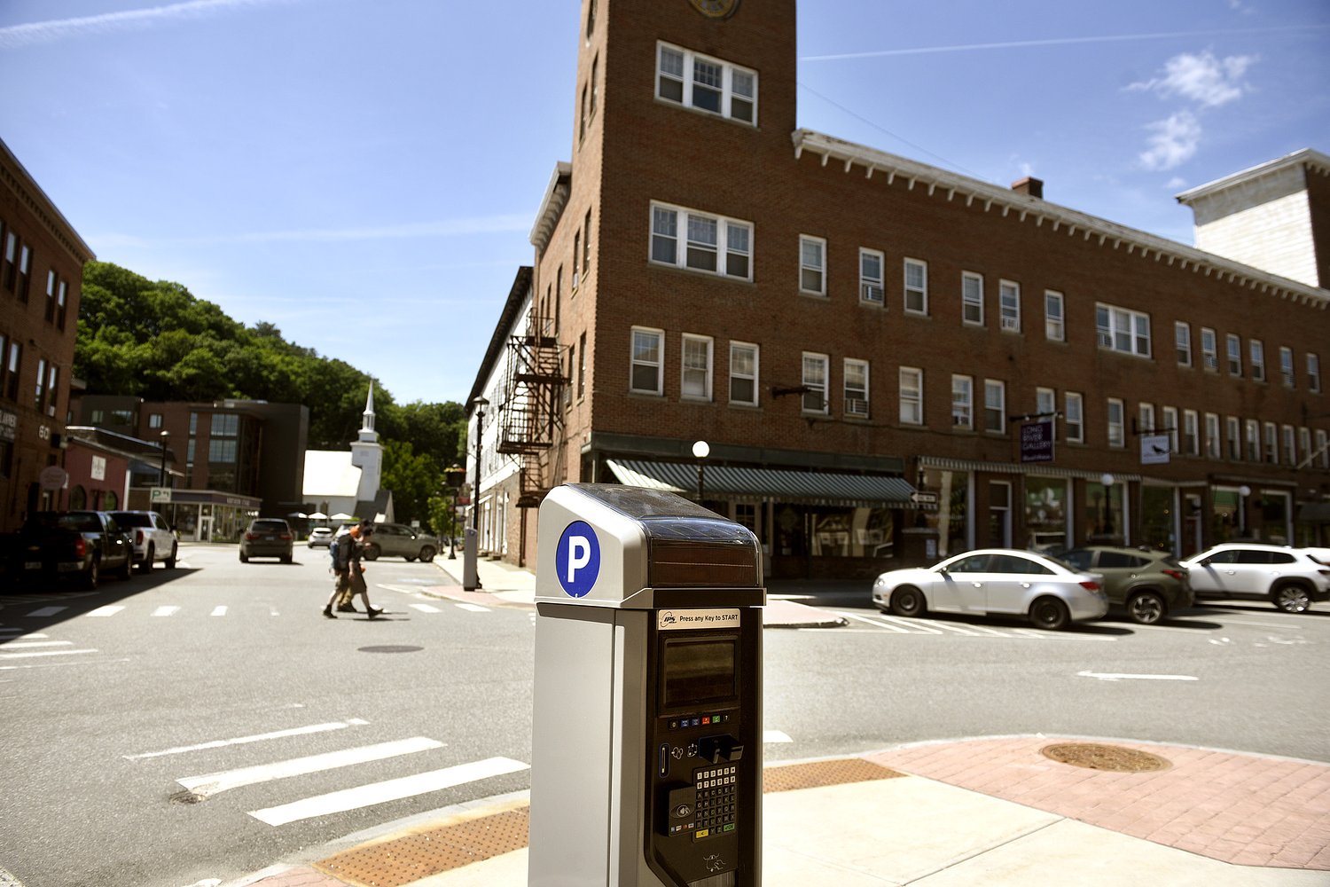 Metered parking starts Monday in White River Junction