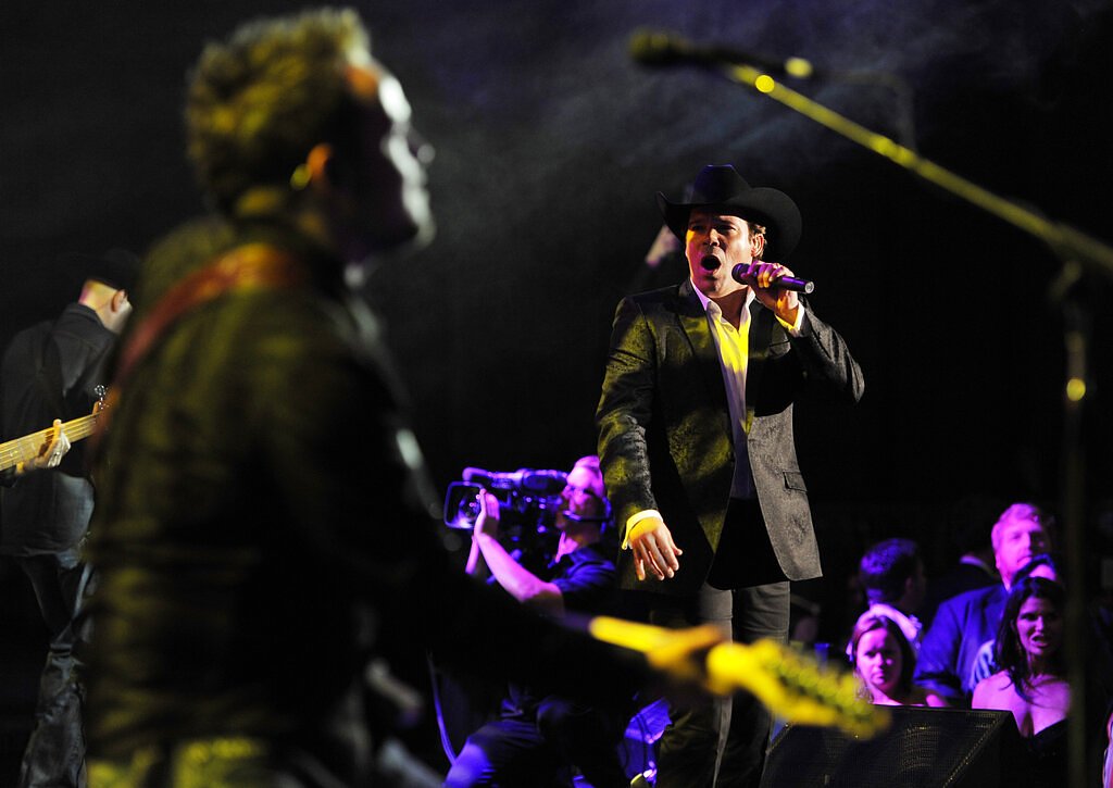 Country star continues touring despite incurable disease: ‘We already won the battle’