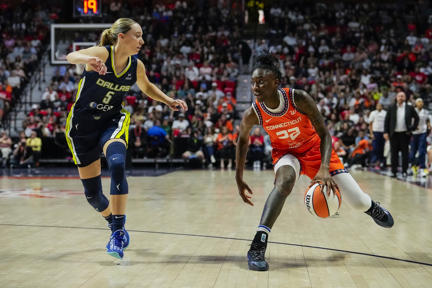 Paige Bueckers, Azzi Fudd return to Connecticut as Sun host Wings in Hartford