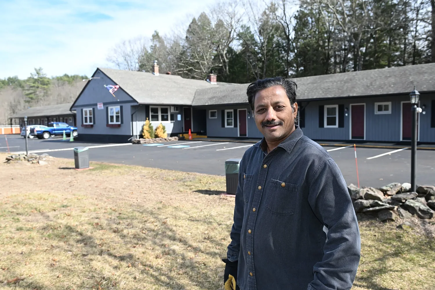 Bernardston's Windmill Motel secures special permit needed for liquor store