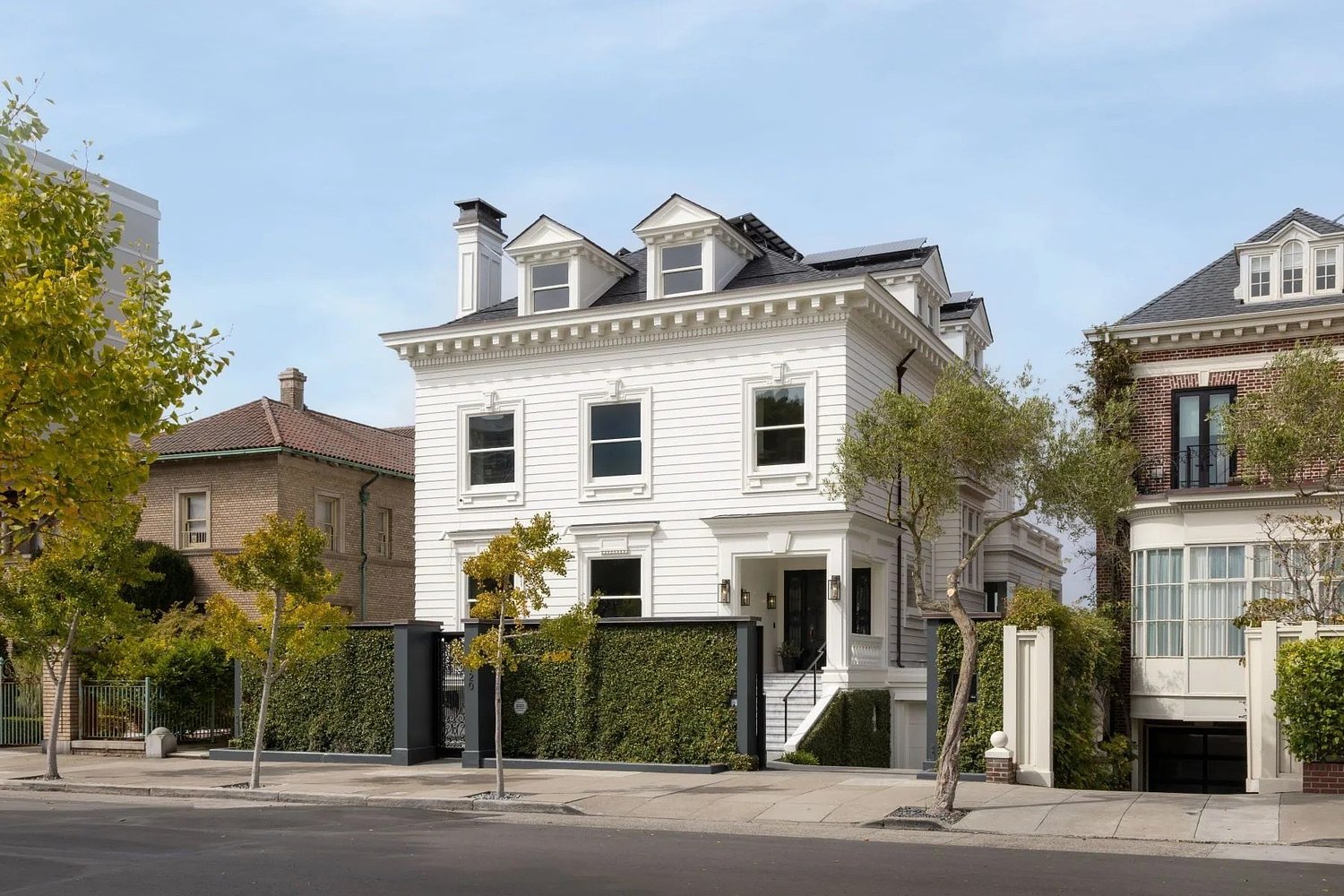 Gilded Age San Francisco Estate Built for Timber Baron Lists for $27 Million episode artwork