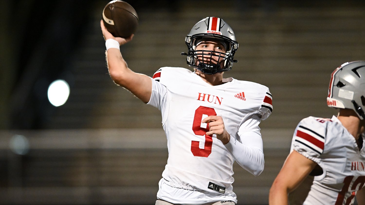 N.J. football team stuns No. 6-ranked program in America; Indiana QB commit stars with 2 TDs