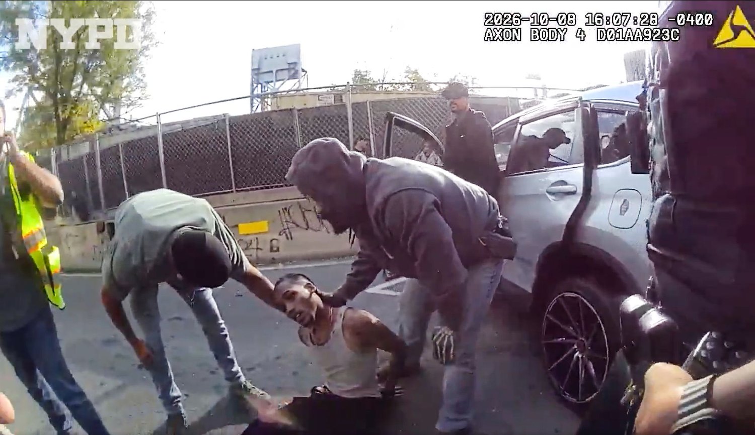 New York man shot by ICE officers appears in immigration court