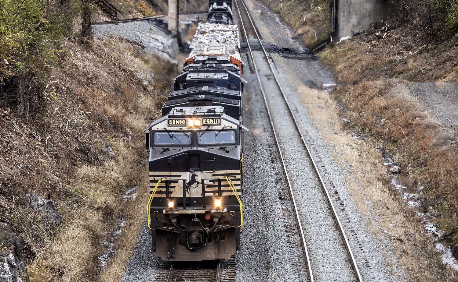 Alabama Public Service Commission official reveals suspected cause of same day train derailments