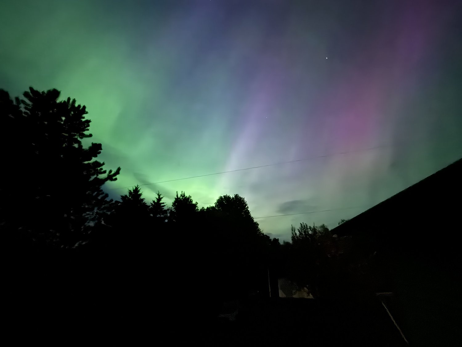 Northern Lights and a meteor shower tonight? Geomagnetic Storm possible