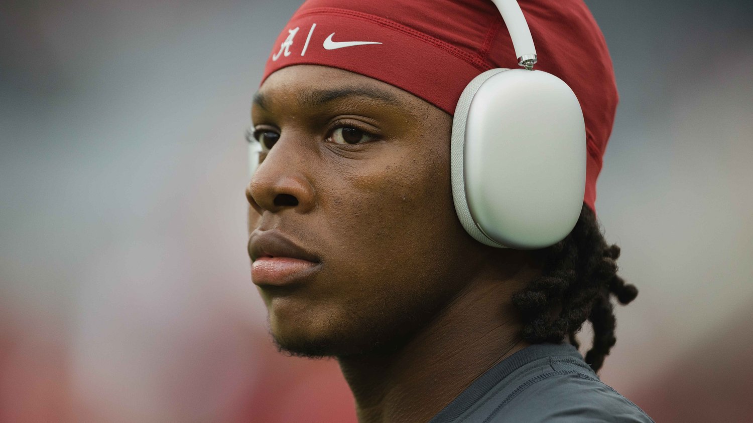 Former Alabama player, prep star carted off field for Georgia Tech, sent to hospital