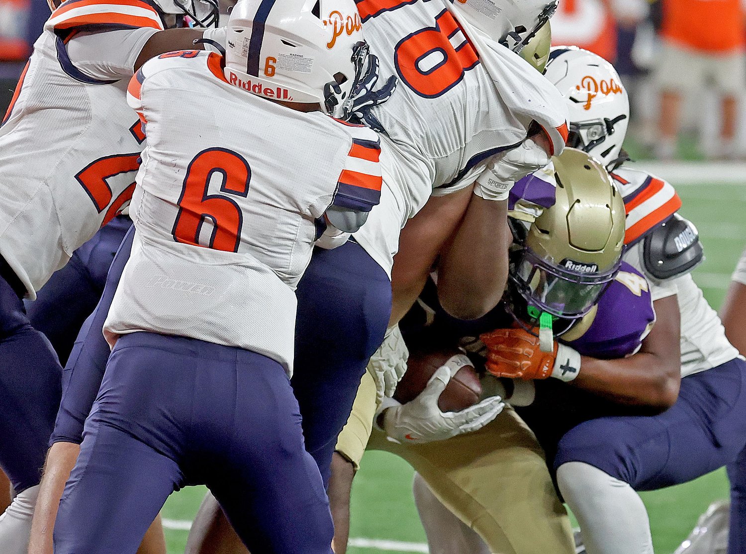 Who are the top returning football tackling  leaders ranked by 2025 stats