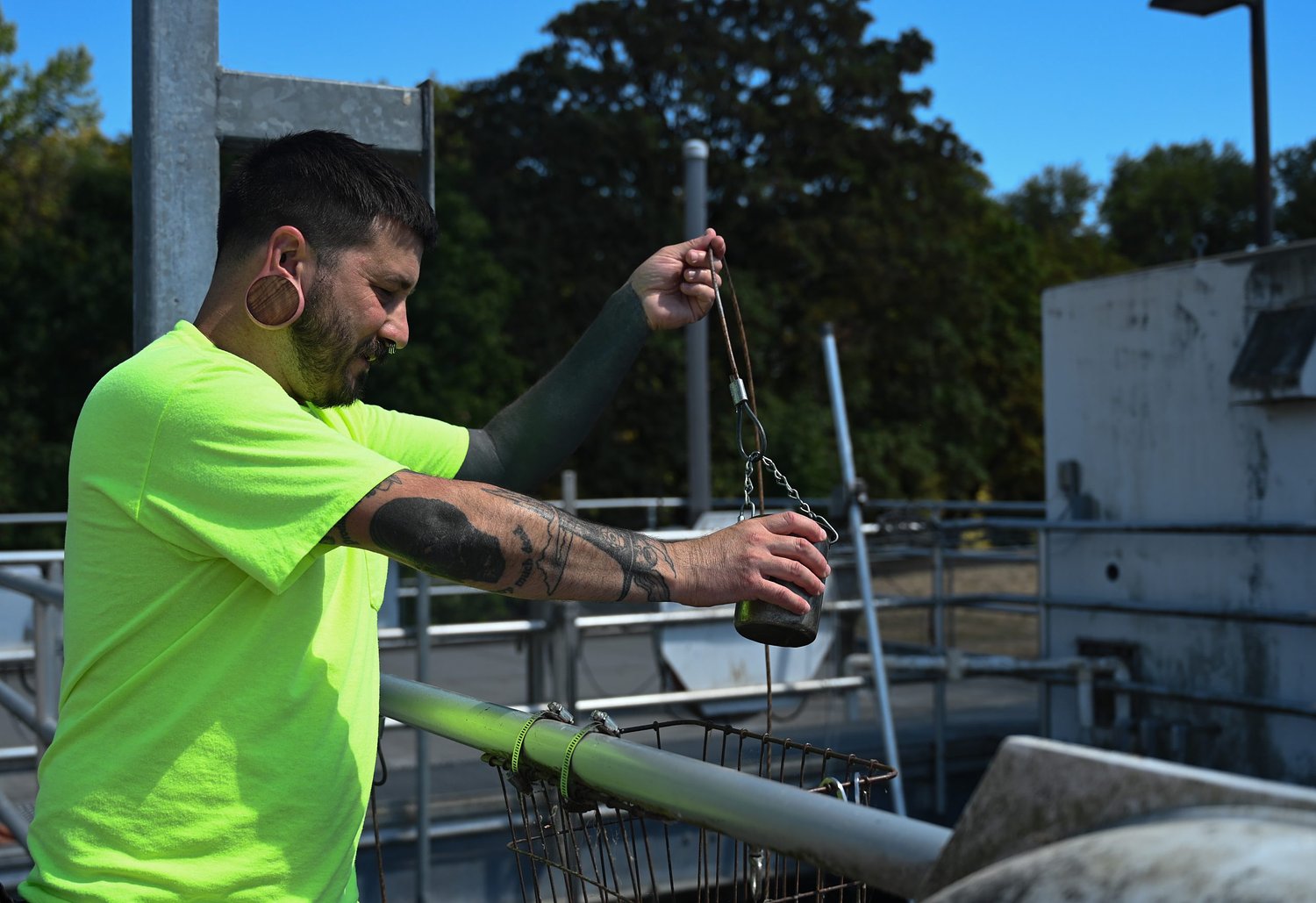 Meet a wastewater operator keeping the Willamette River clean from sewage