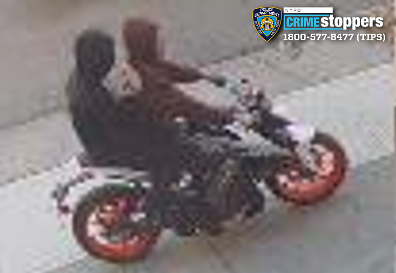 NYPD releases images of 4 people sought for questioning in robbery pattern