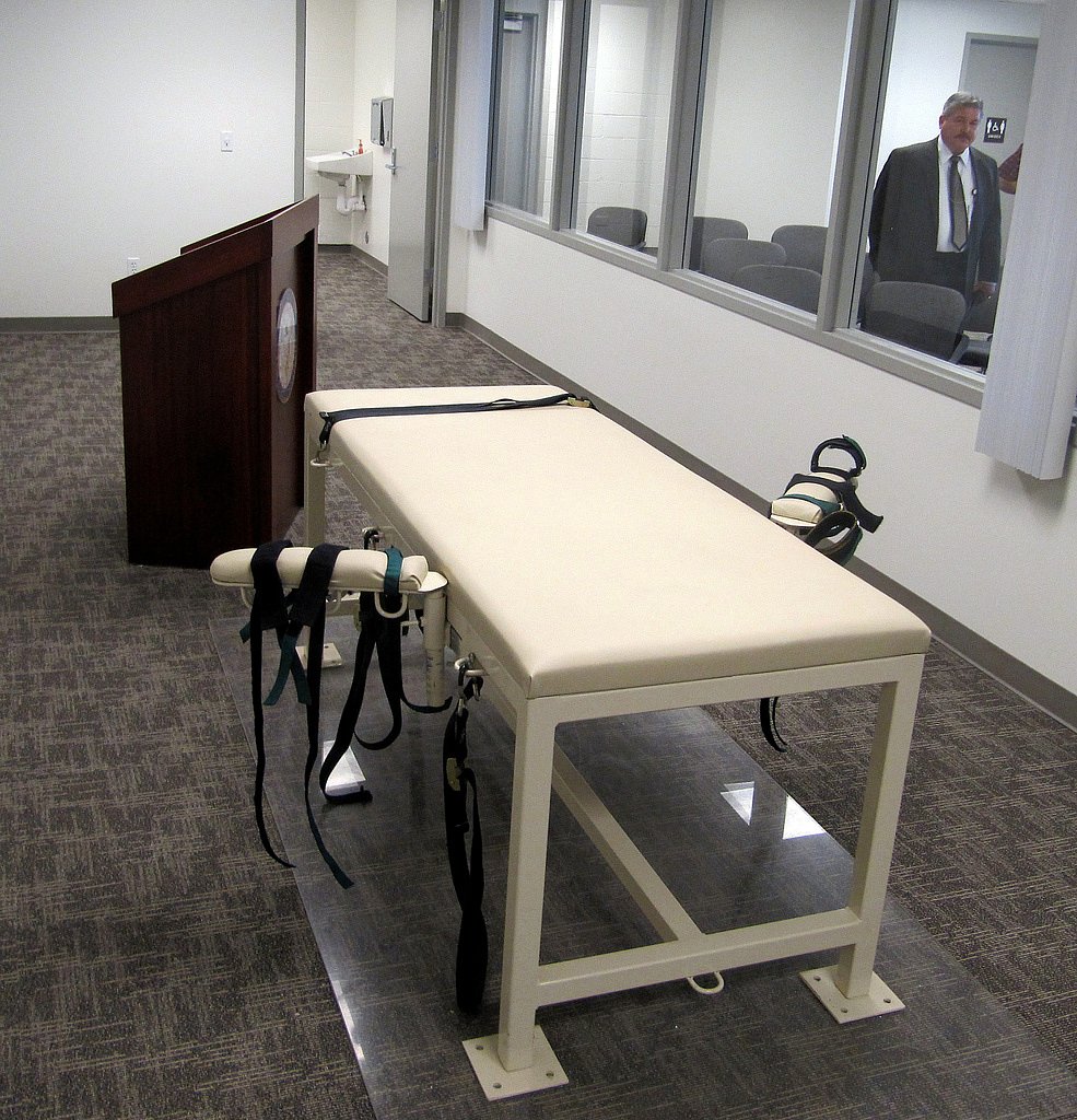 State to use firing squad as primary state execution method; Others use it as option