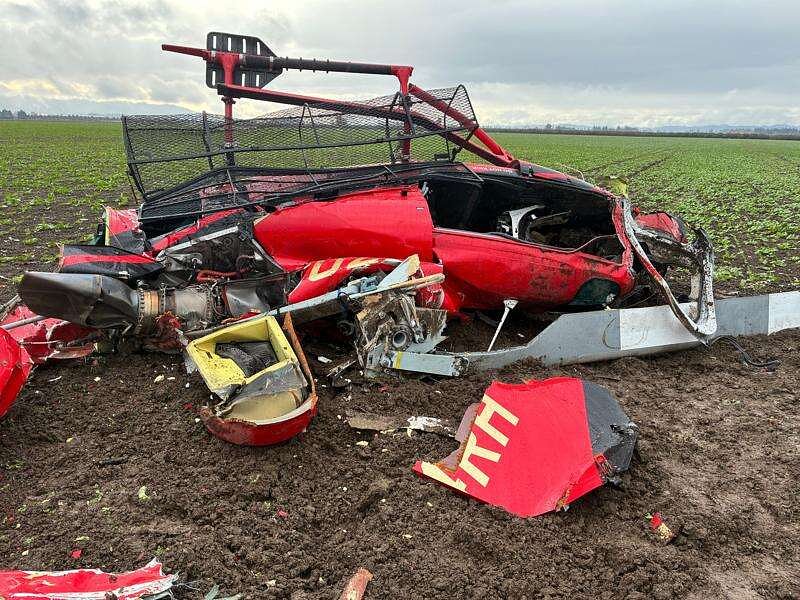 Investigators are trying to figure out why 2 helicopters collided in Oregon, killing 3 people
