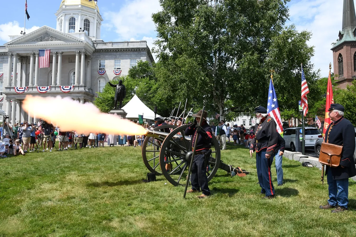 Concord marks 250th anniversary of US with musket fire and cannon blasts