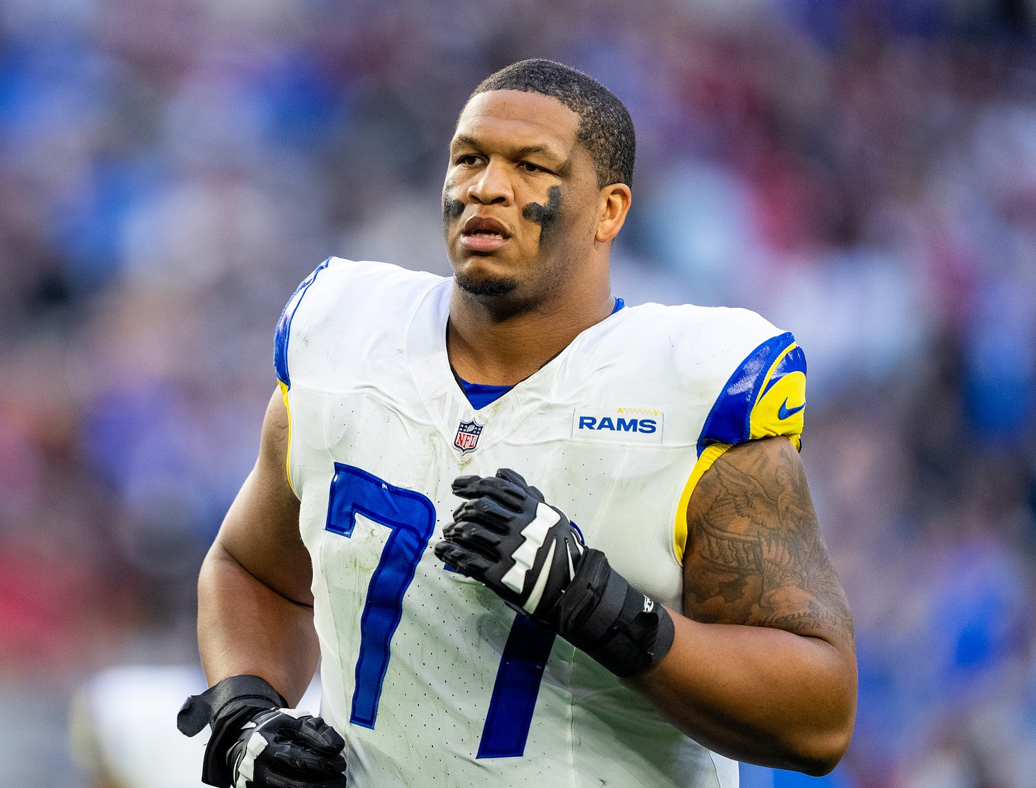 Rams’ Alaric Jackson avoids felony charge after arrest