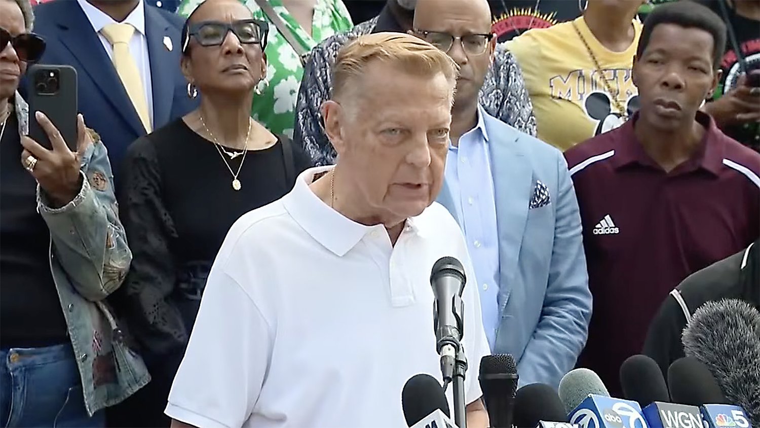 'I will not be silenced,' Rev. Michael Pfleger vows after fifth abuse allegation cleared