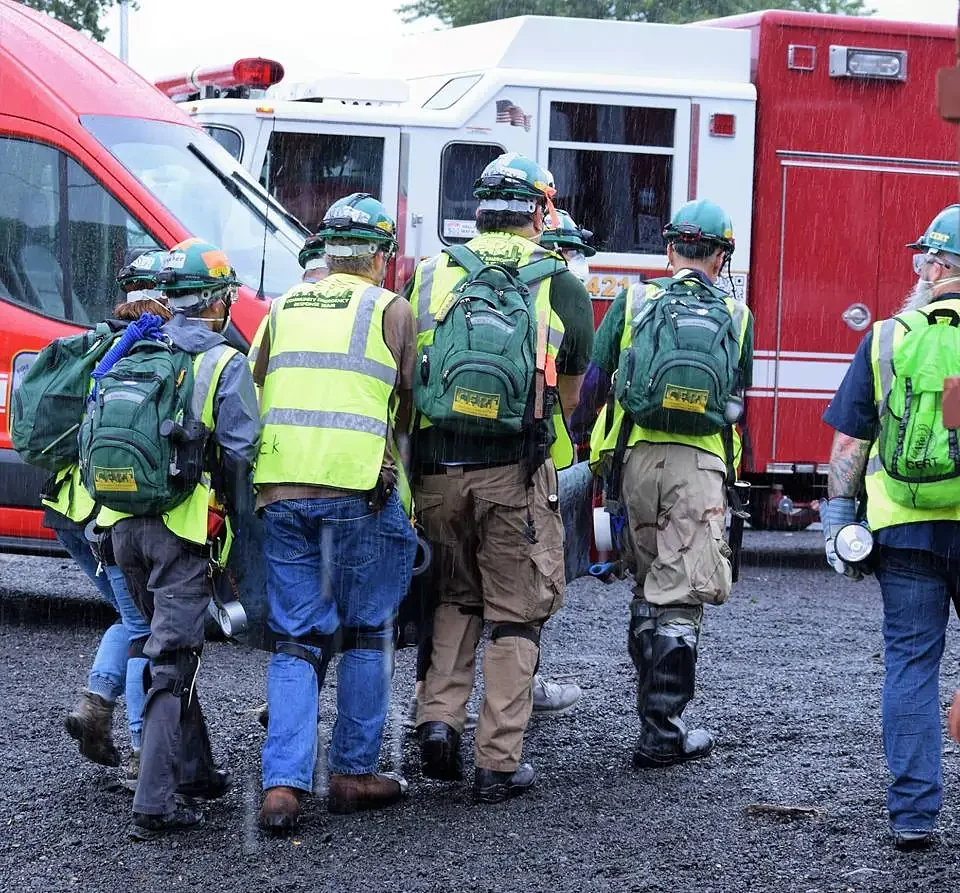 Community teams work to aid first responders so they can focus on what's needed most