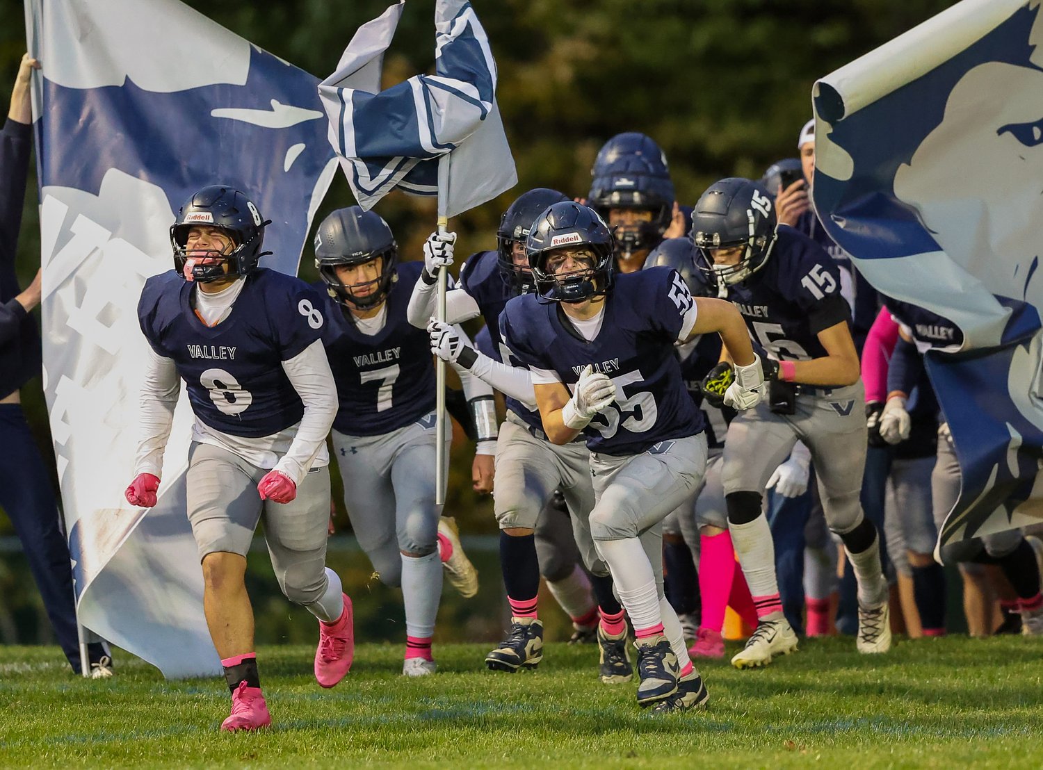 'The energy is crazy': MV Pride football galvanized after win over Kingswood to keep perfect 6-0 record