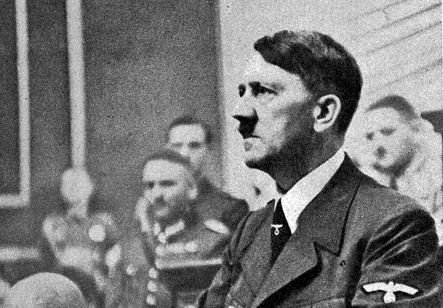 Photo of baby Hitler appears in middle school’s yearbook
