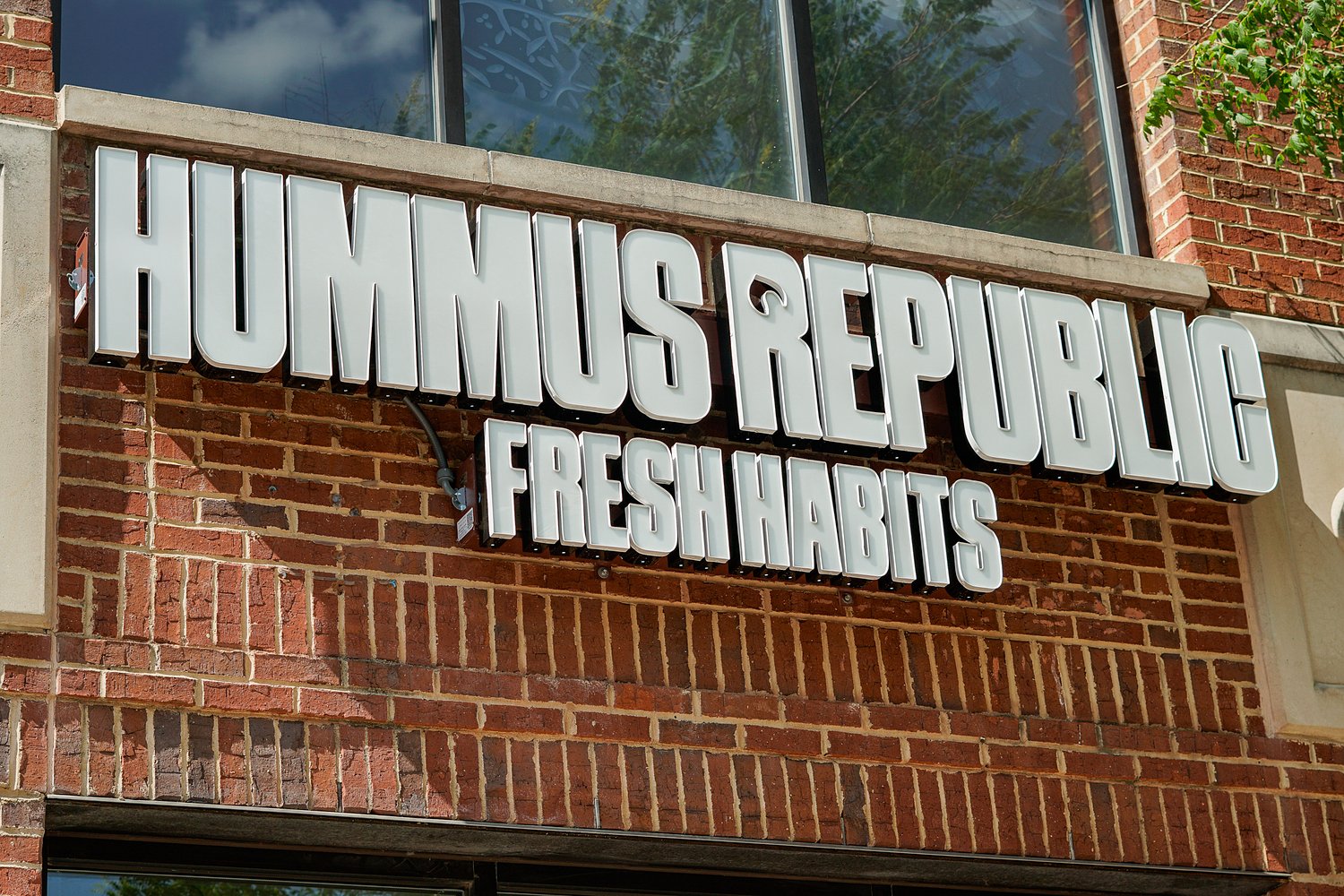 Couple bringing fast-casual Mediterranean chain’s first Michigan spot to Ann Arbor