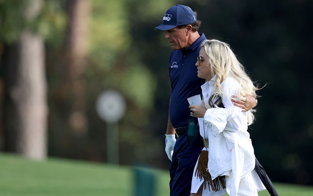 Here’s how Phil Mickelson’s wife, Amy, is responding to allegations against him