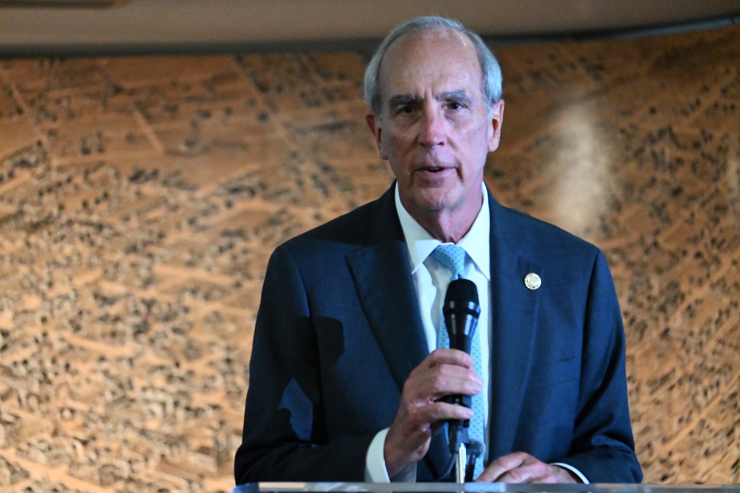 Why I support Tommy Tuberville for governor: op-ed from former Mobile mayor Sandy Stimpson