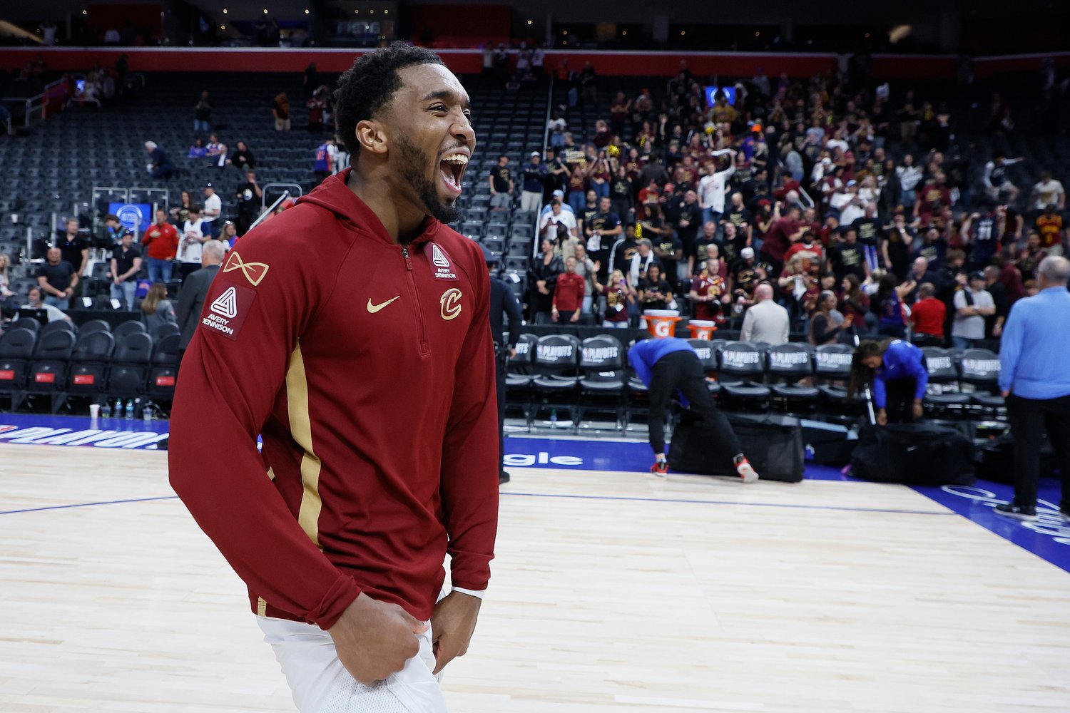 Donovan Mitchell agrees to contract extension with Cavs