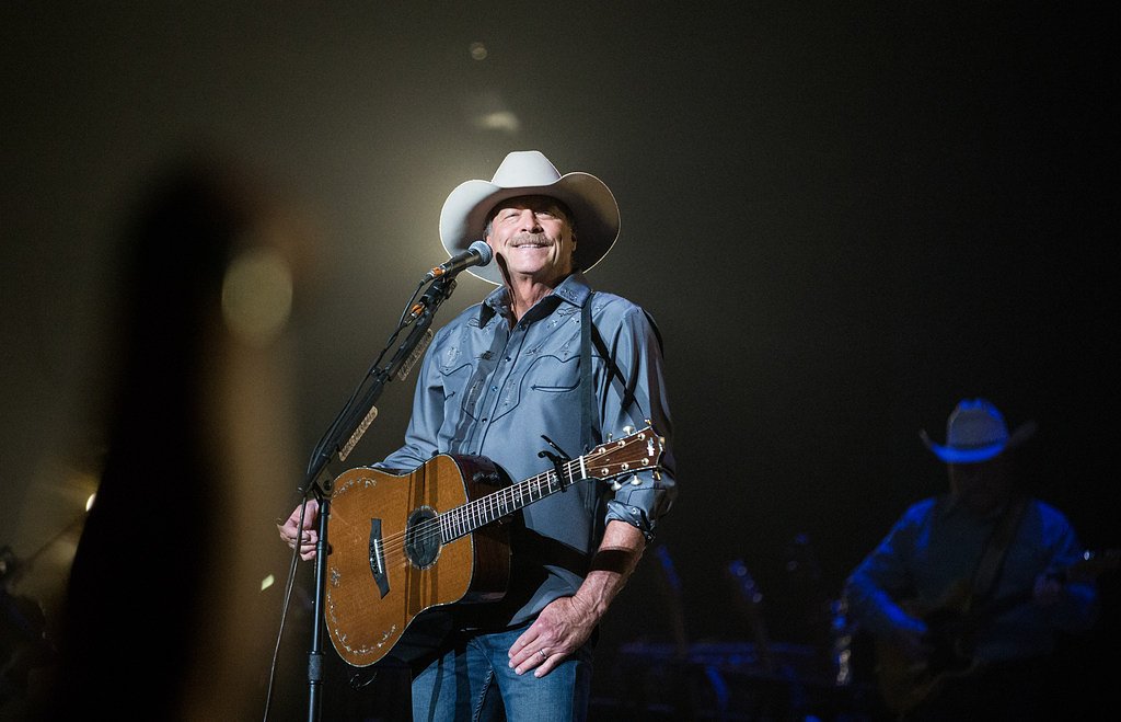 Alan Jackson’s net worth: You won’t believe the country music legend’s fortune