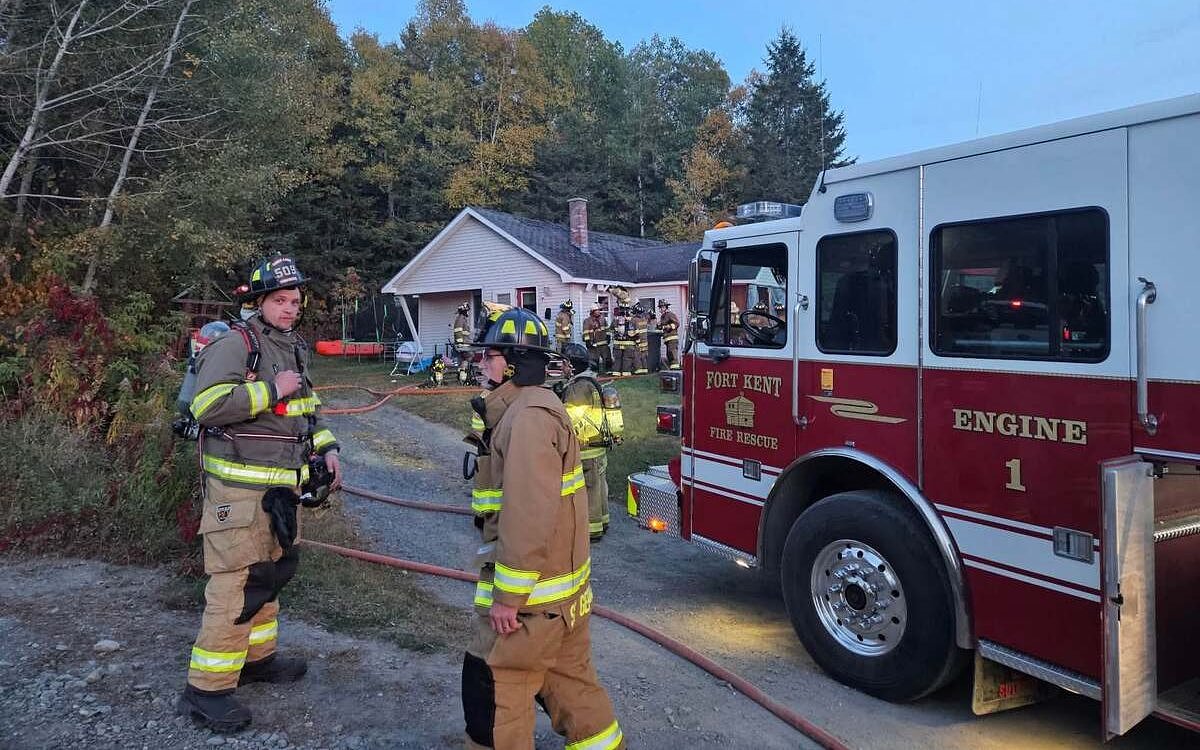 Fort Kent house fire displaces 6