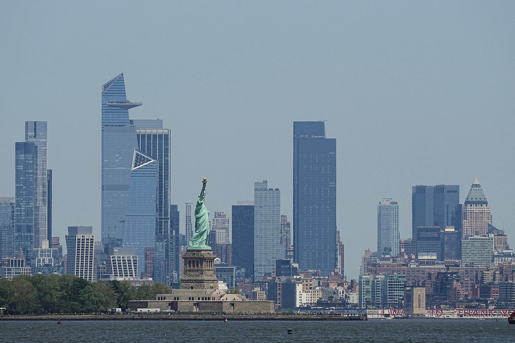 Feds charge speedboat operator after mother and infant are killed in New York Harbor capsizing