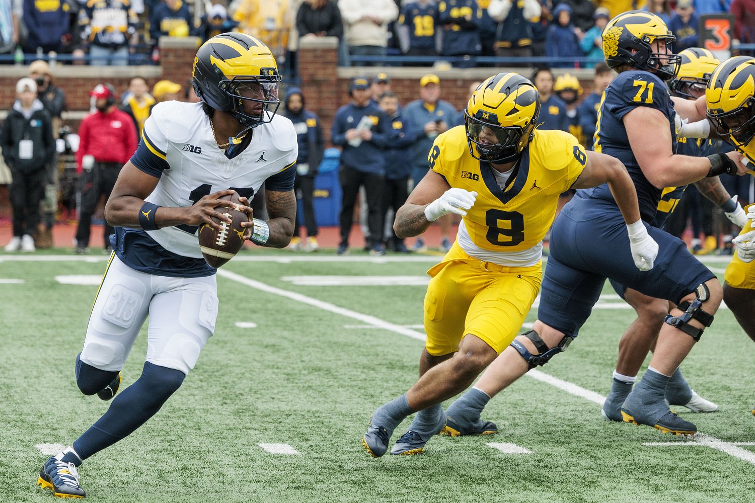 Michigan football lands outside top 15 in AP preseason poll