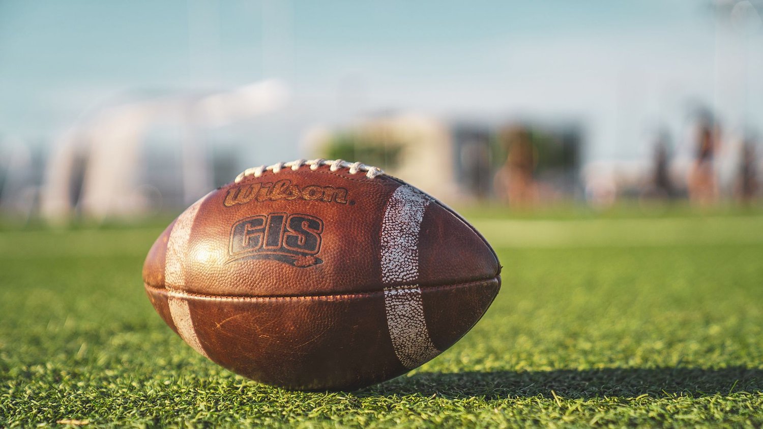 High school football player dies unexpectedly: ‘We are absolutely devastated’