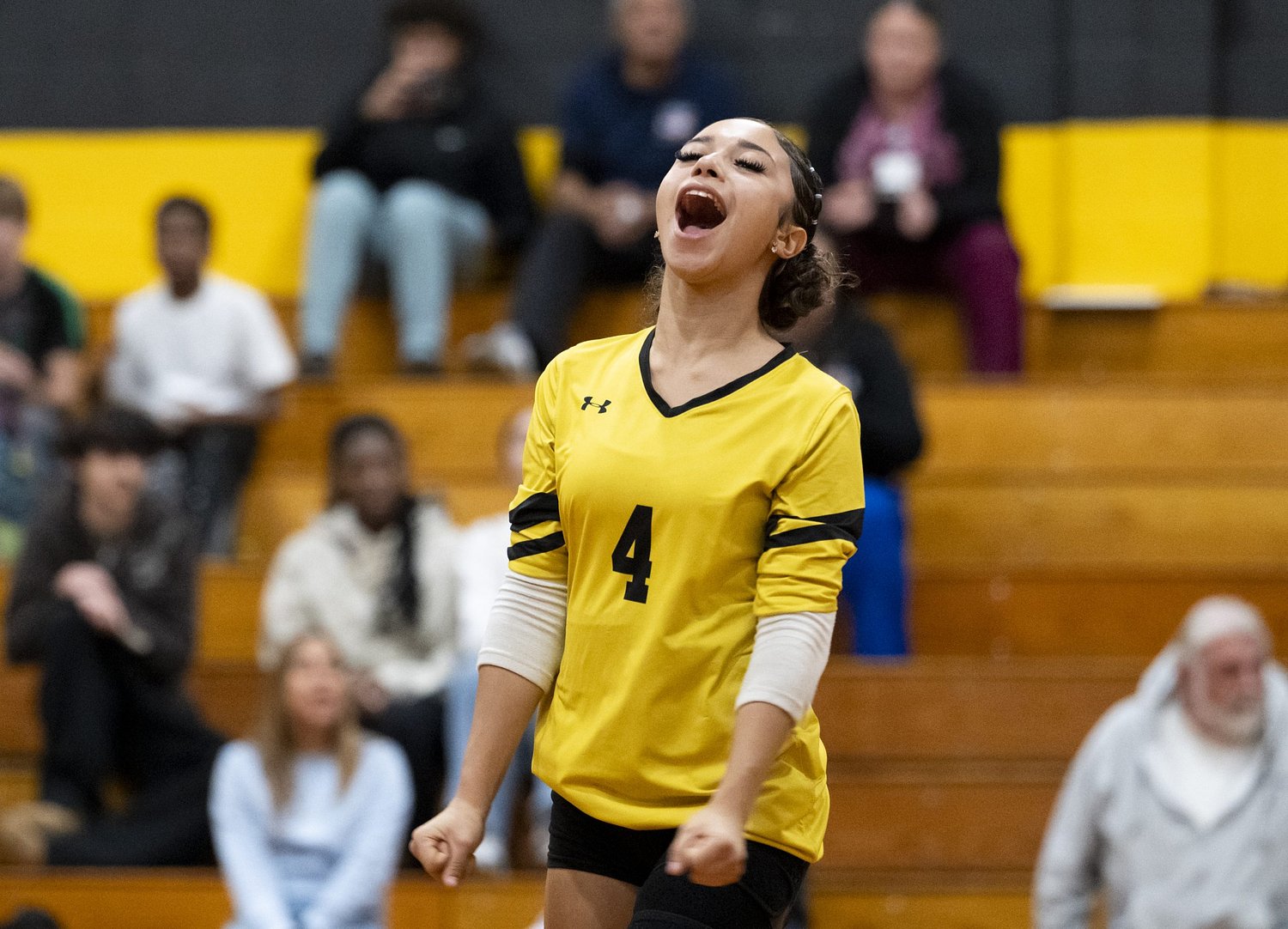 H.S. Roundup: Smith Voc girls volleyball returns to win column, thumps Science & Tech, 3-0