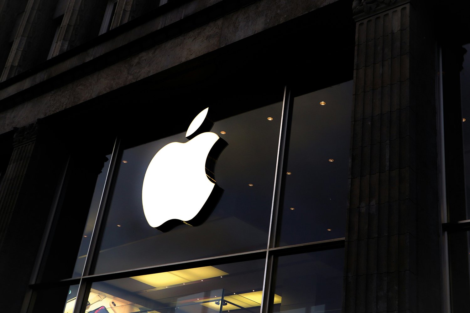 New Apple product costs $100 more than previous model