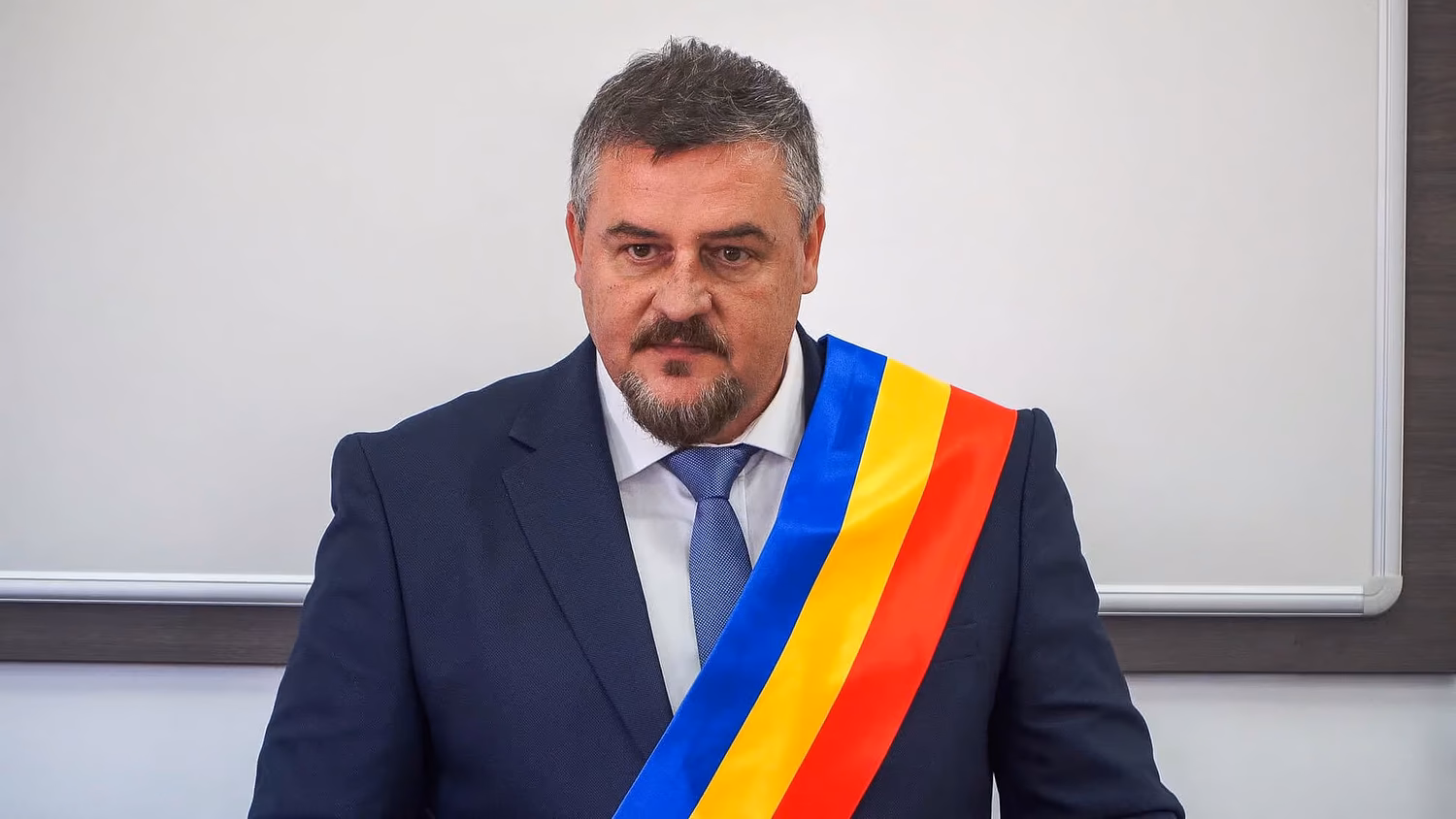 Mircea Orlățan dă cărțile pe față după excluderea din USR și numirea lui Huja ca administrator la Cisnădie: „Rămân primar independent”
