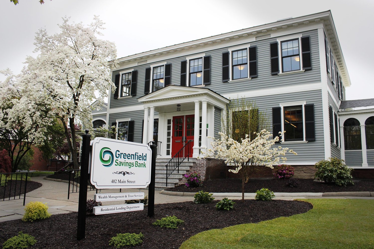 Greenfield Savings Bank seminar offering financial tips on selling a home
