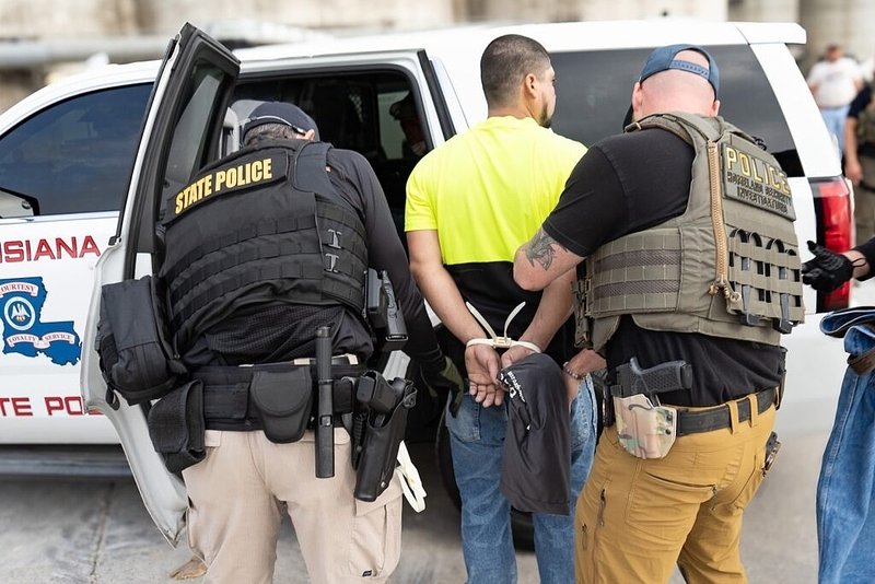 Trump administration claims court victory in mandatory detention case