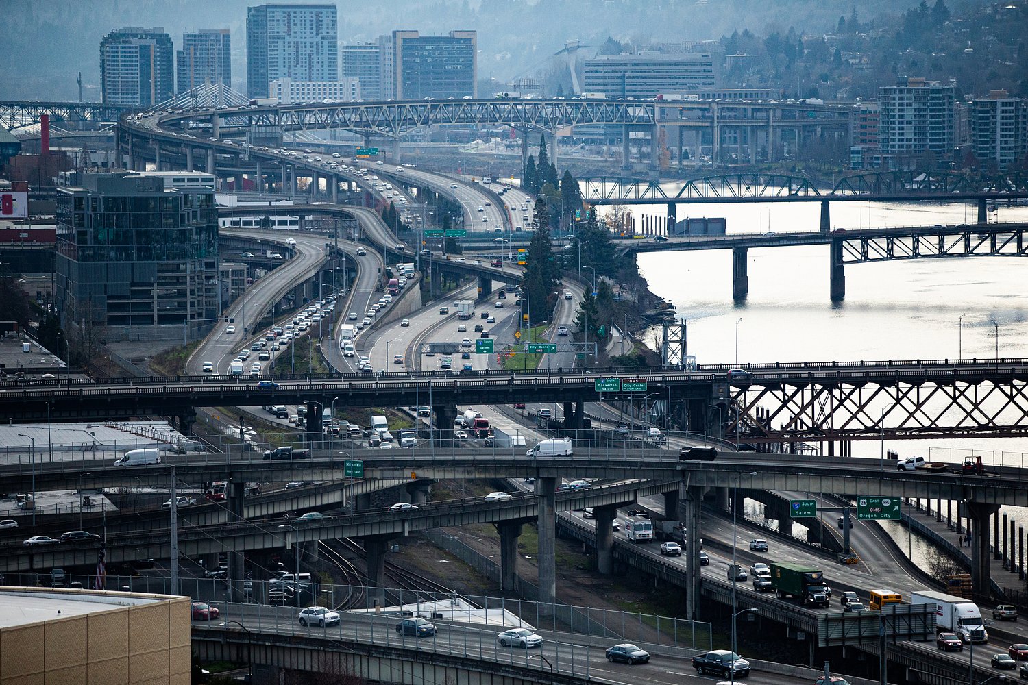 Southbound I-5 through Portland’s Rose Quarter to close for up to 5 weeks; officials warn of severe delays