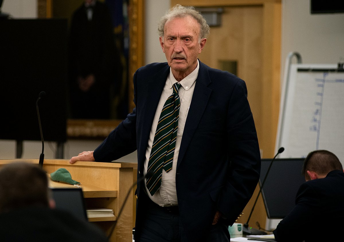 Former Maine lawyer convicted of stealing a quarter of a million dollars seeks review of case