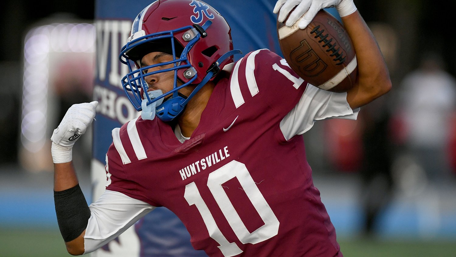 Huntsville defense leads Panthers’ win over Mae Jemison