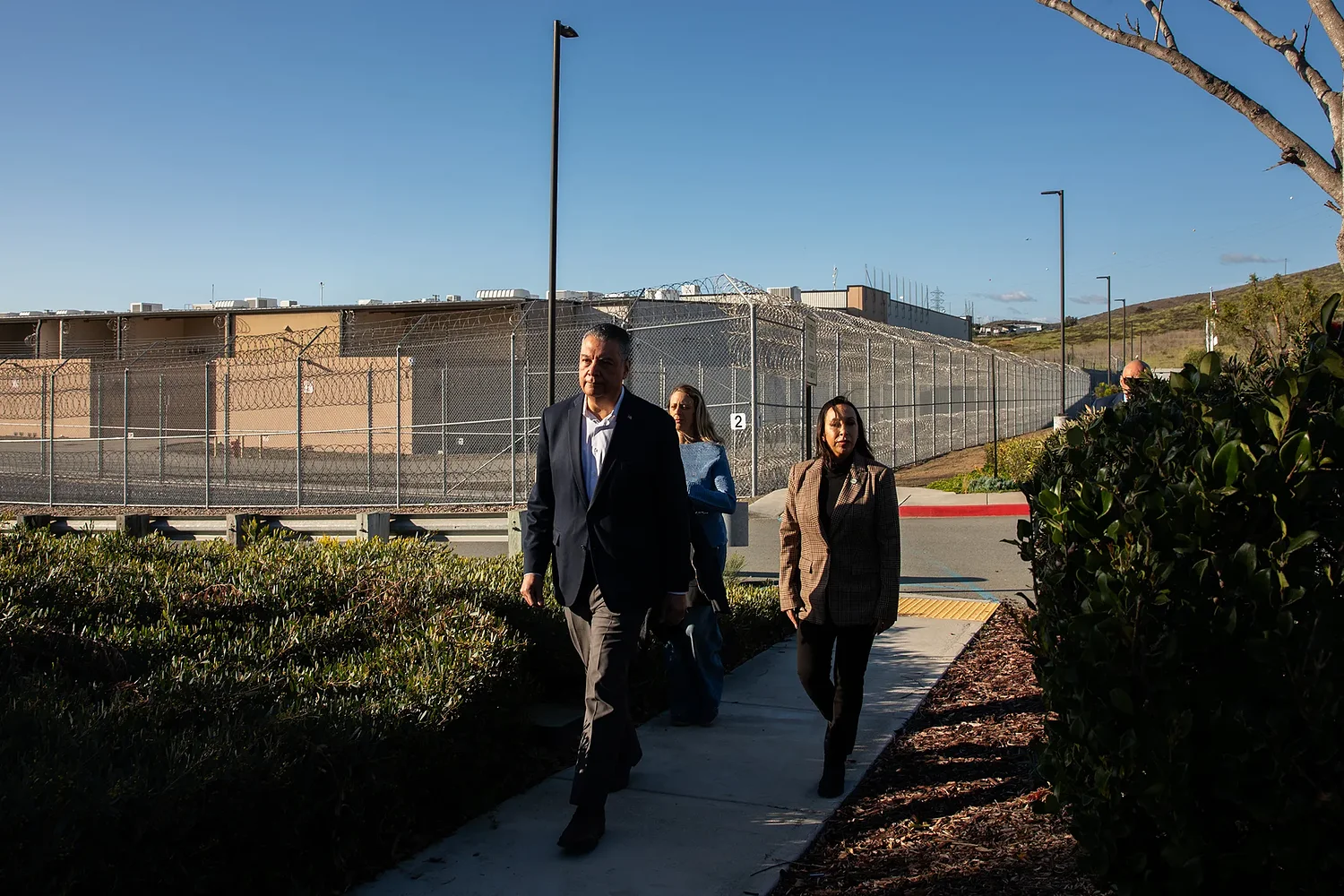 Secrecy over tuberculosis causes health concern at immigration detention center in San Diego