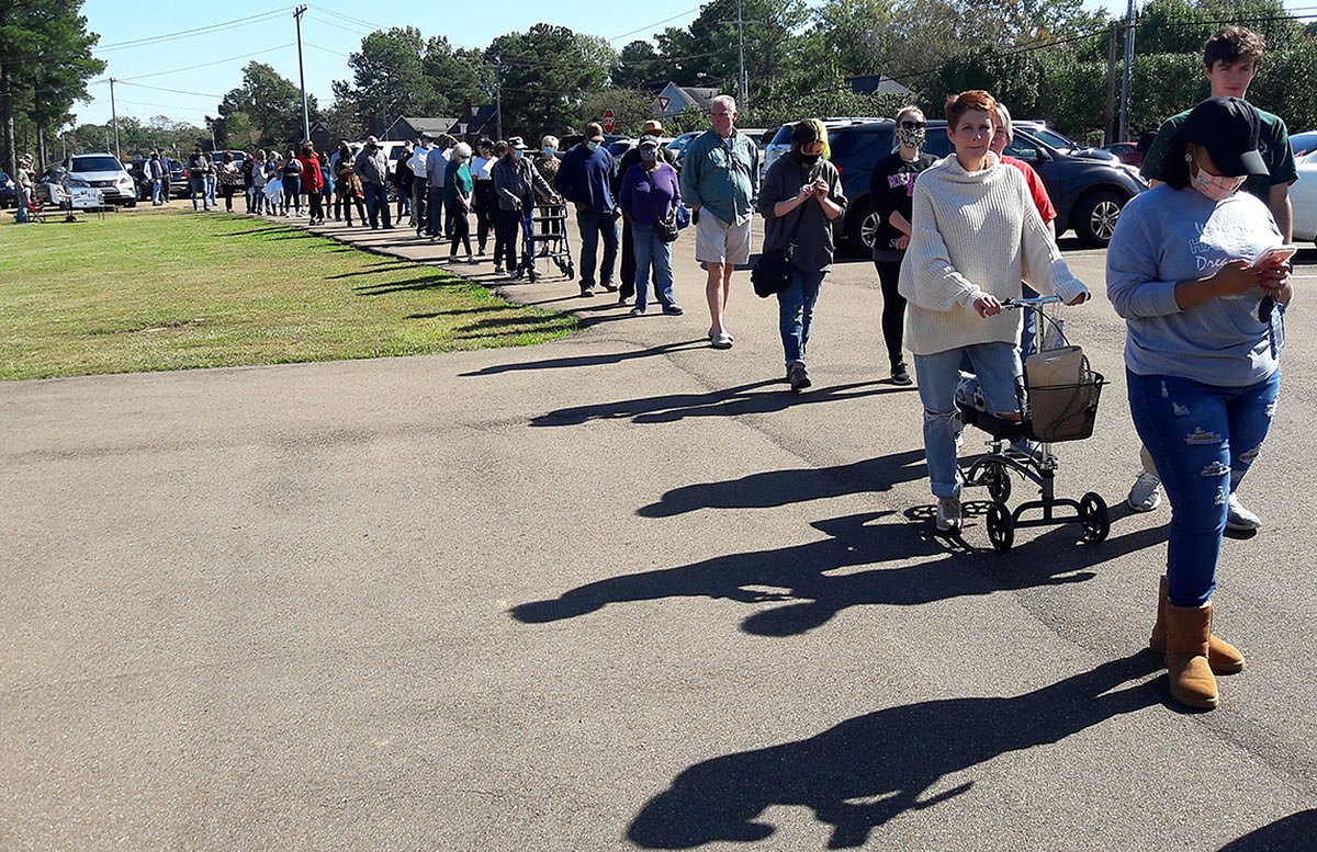 Since Civil War, the law has prevented federal agents, including ICE, from polls, voting experts argue