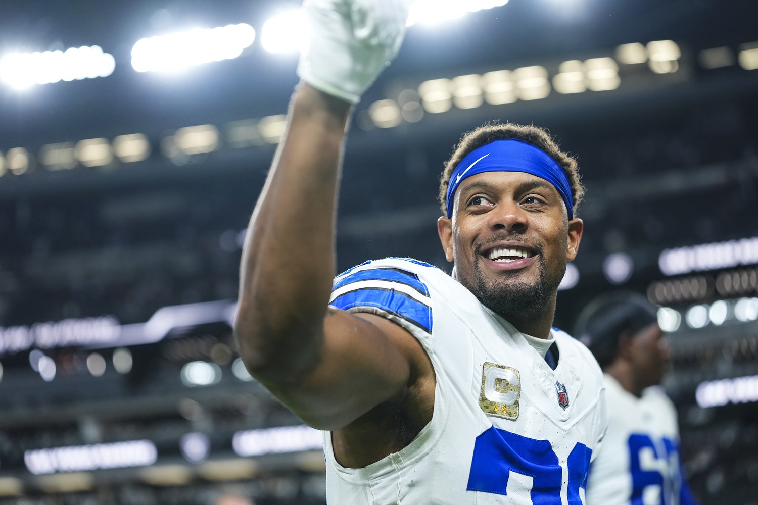 Dallas Cowboys team captain retires from NFL after 10 seasons
