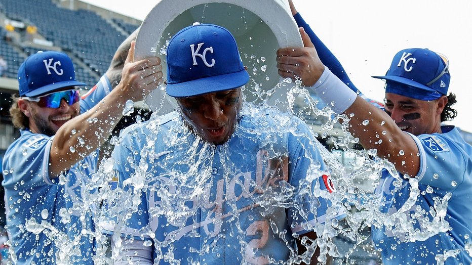 Former Alabama prep, UAB standout ties MLB record for consecutive hits