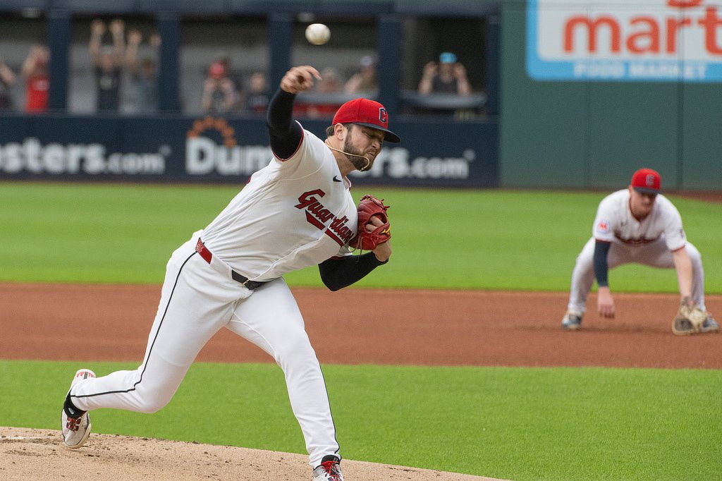 Slade Cecconi shuts down Seattle, Cooper Ingle delivers first big league hit in Guardians’ 4-3 win