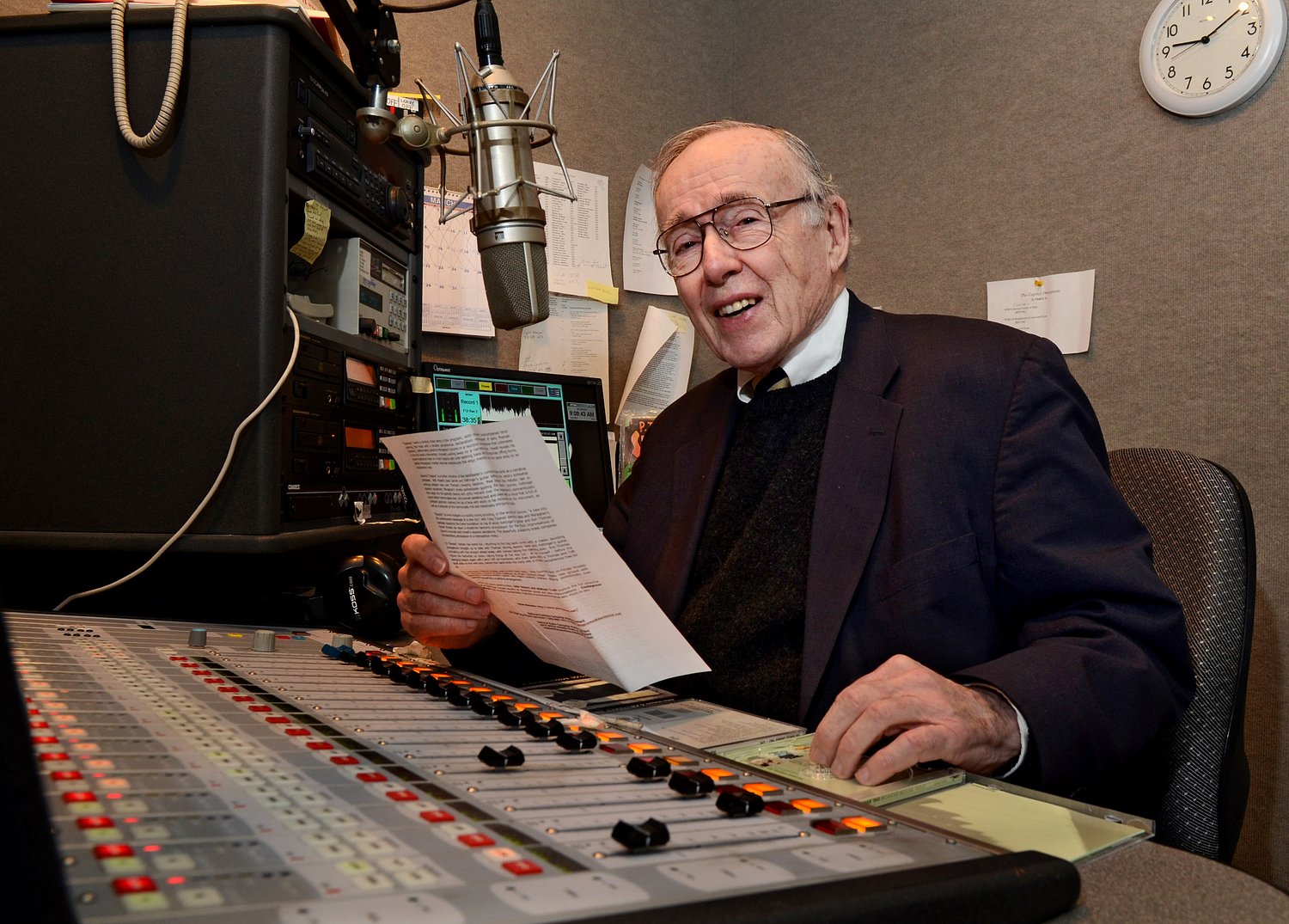 Today’s obituary: J. Leo Rayhill, 98, hosted a Syracuse jazz show for over 60 years