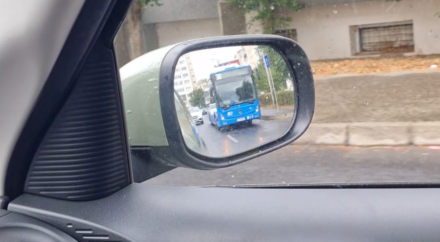 Copil de 7 ani, rănit într-un autobuz la Sibiu: de ce a frânat brusc șoferul